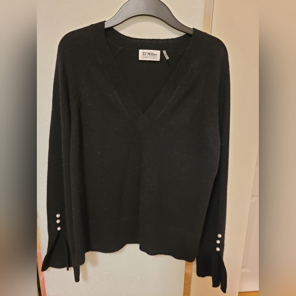 27 miles Cashmere sweater.